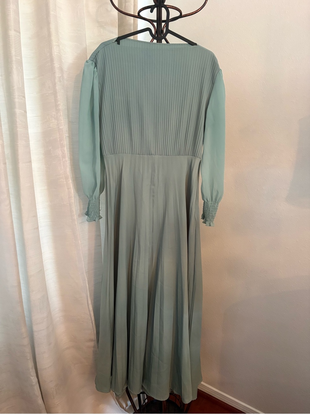 Pleated brand new dress size medium